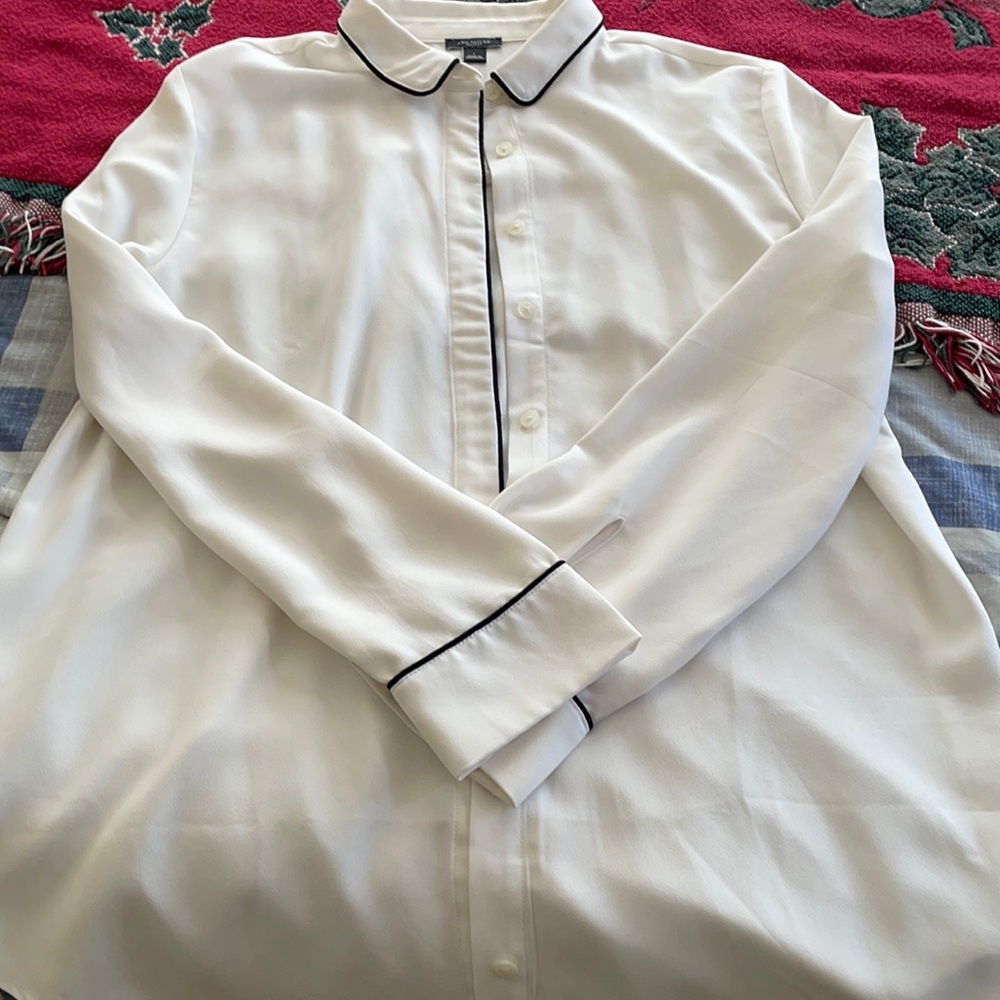 LOFT Long Sleeve Collar Shirt- Silky Texture